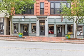 547A Congress St in Portland, ME - Building Photo - Building Photo