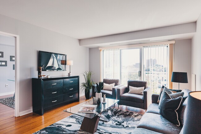 17 Aberdeen St in Ottawa, ON - Building Photo - Building Photo