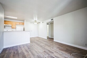 2978 Juniper Hills Blvd in Las Vegas, NV - Building Photo - Building Photo