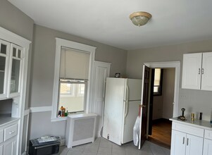 7 Pearl St, Unit 3 in Somerville, MA - Foto de edificio - Building Photo