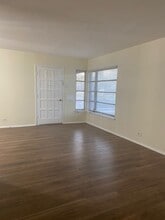 154 Greenhaven Dr in San Antonio, TX - Building Photo - Building Photo