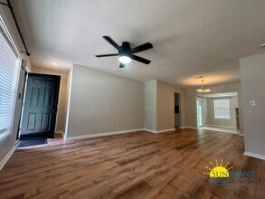 210 Anderson Dr in Mary Esther, FL - Building Photo - Building Photo
