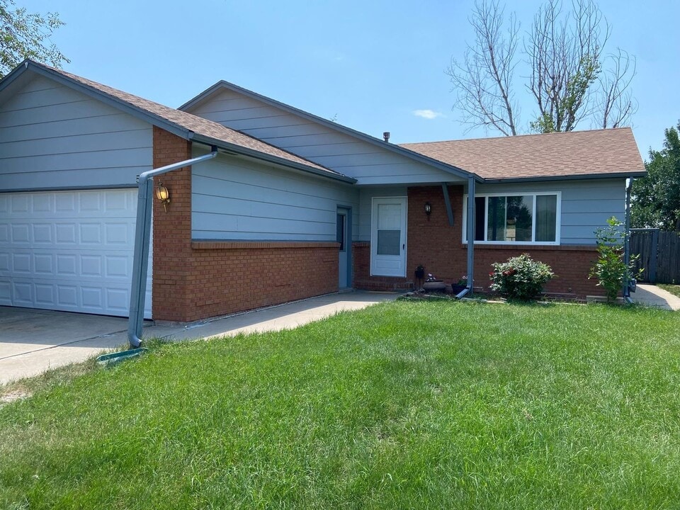 510 E 42nd St in Loveland, CO - Foto de edificio