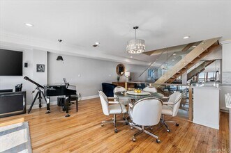 422 Oceanfront in Long Beach, NY - Building Photo - Building Photo