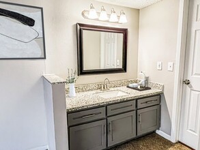 Altanova Apartments in Houston, TX - Building Photo - Building Photo