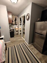 39 Allen Pl, Unit 1st Floor Studio in Hartford, CT - Foto de edificio - Building Photo