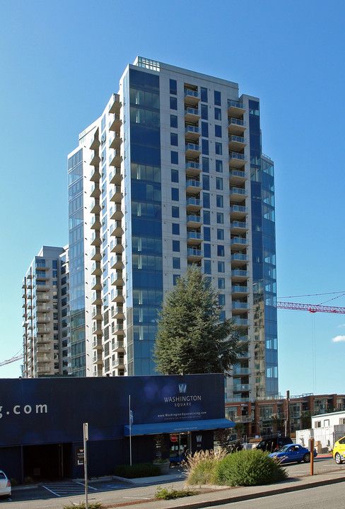 Washington Square Phase I in Bellevue, WA - Foto de edificio