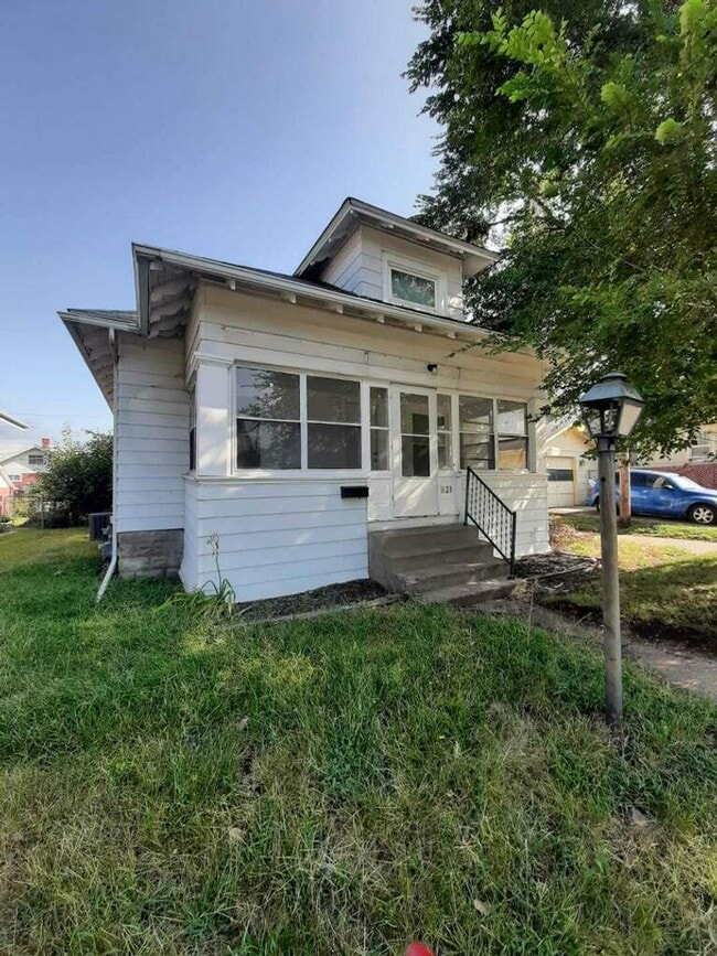 property at 1123-18 1/2 18 1/2 Ave