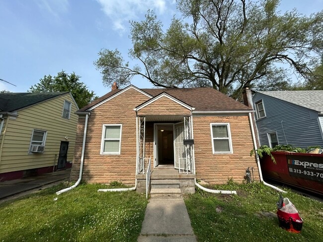 property at 20091 Hickory St