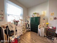 1730 Edgley St photo'