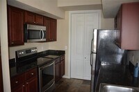 7575 Kirby Dr photo'