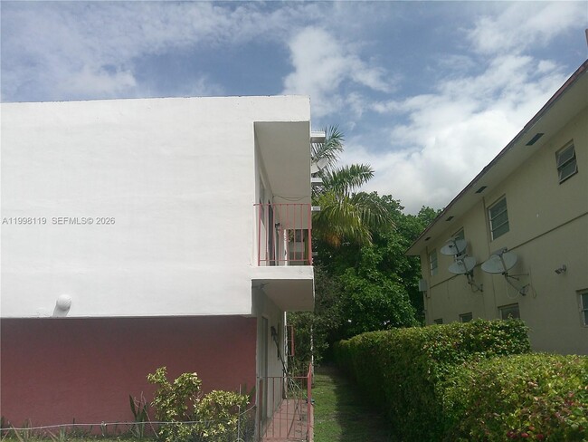 461 SW 7th St in Miami, FL - Building Photo - Building Photo