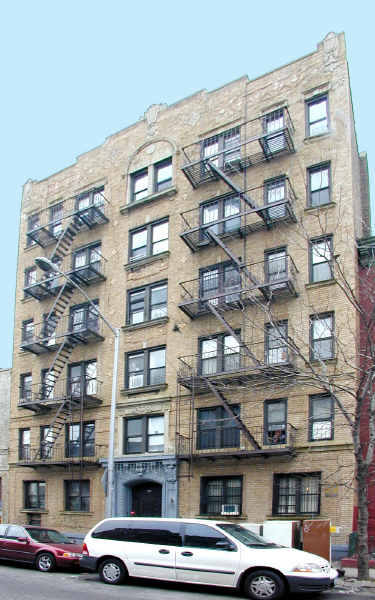 190 S 8th St in Brooklyn, NY - Foto de edificio