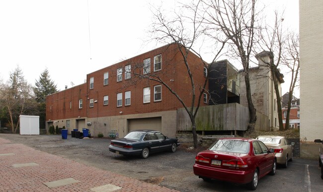 6023-6033 Walnut St in Pittsburgh, PA - Building Photo - Building Photo