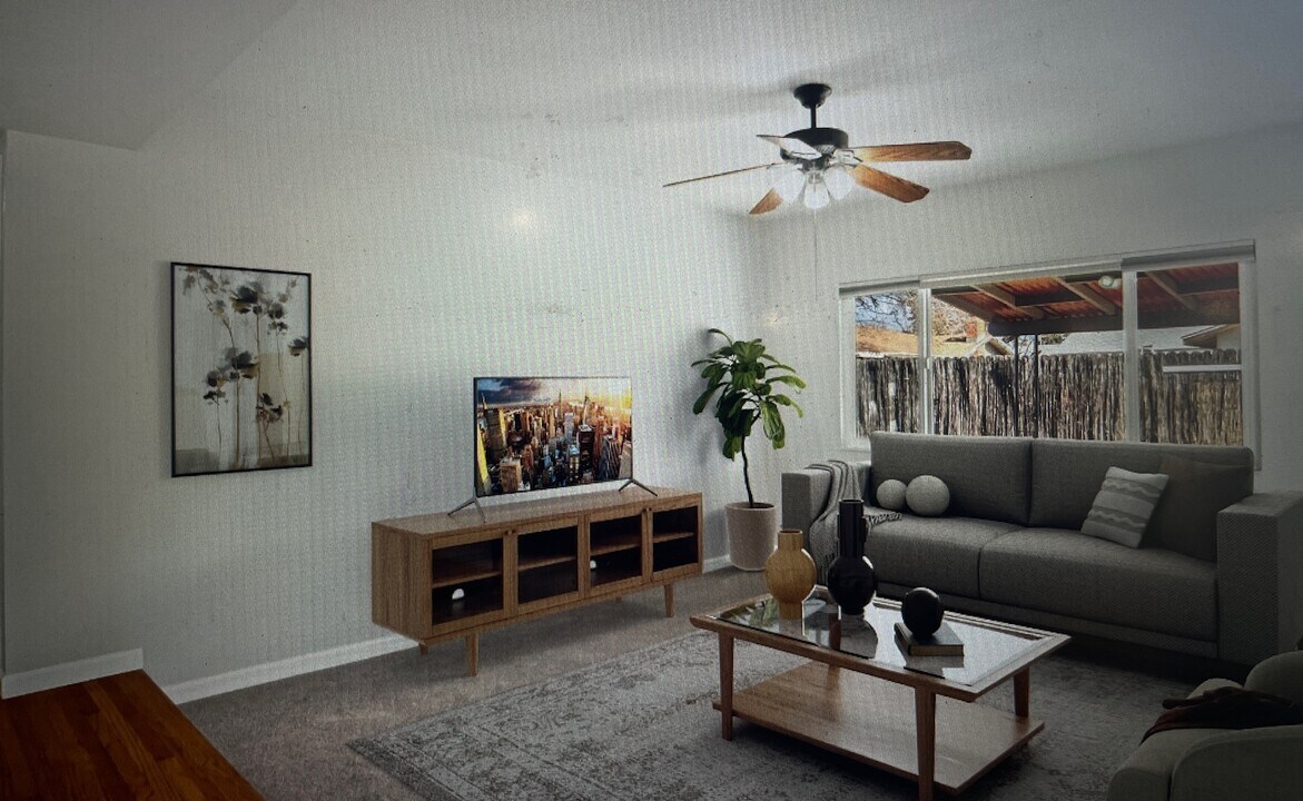 7012 Cobalt Way in Citrus Heights, CA - Building Photo