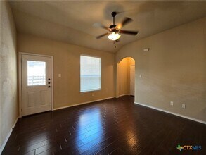 297 Rosalie Dr in New Braunfels, TX - Building Photo - Building Photo