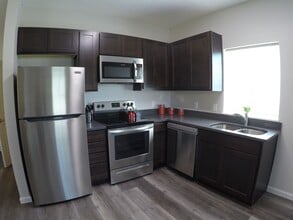 234 Marsteller St. in Lafayette, IN - Foto de edificio - Interior Photo