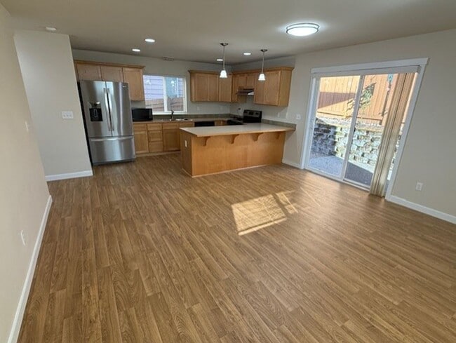 19225 24th Pl W in Lynnwood, WA - Building Photo - Building Photo