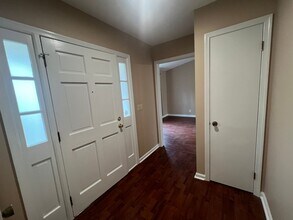 1201 Linton Ct in Cary, NC - Building Photo - Building Photo