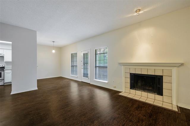 8600 Coppertowne Ln in Dallas, TX - Building Photo - Building Photo