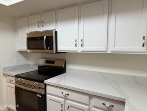 1623 E Bluefield Ave in Phoenix, AZ - Building Photo - Building Photo