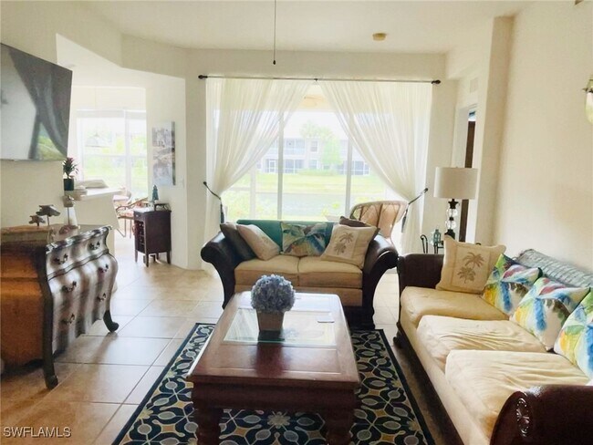 9582 Hemingway Ln in Ft. Myers, FL - Building Photo - Building Photo