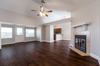 1003 Ragsdale Rd in Oviedo, FL - Building Photo - Building Photo