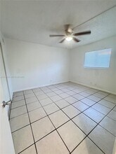 2331 Adams St in Hollywood, FL - Foto de edificio - Building Photo