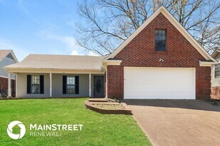 7589 Shelby Woods Cove in Memphis, TN - Building Photo