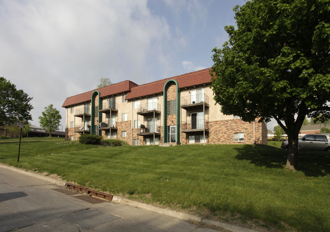 Villas De Amor in Omaha, NE - Building Photo - Building Photo