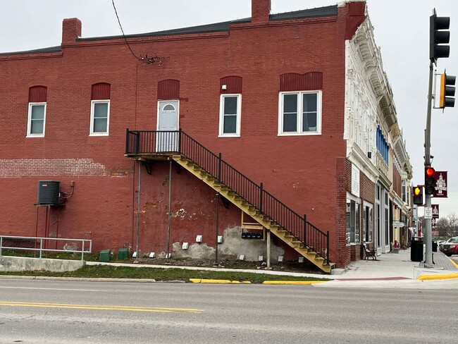 112 E Franklin St in Bloomfield, IA - Building Photo - Building Photo