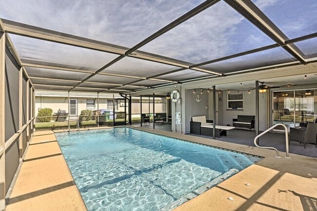 property at 4120 SE 18th Pl