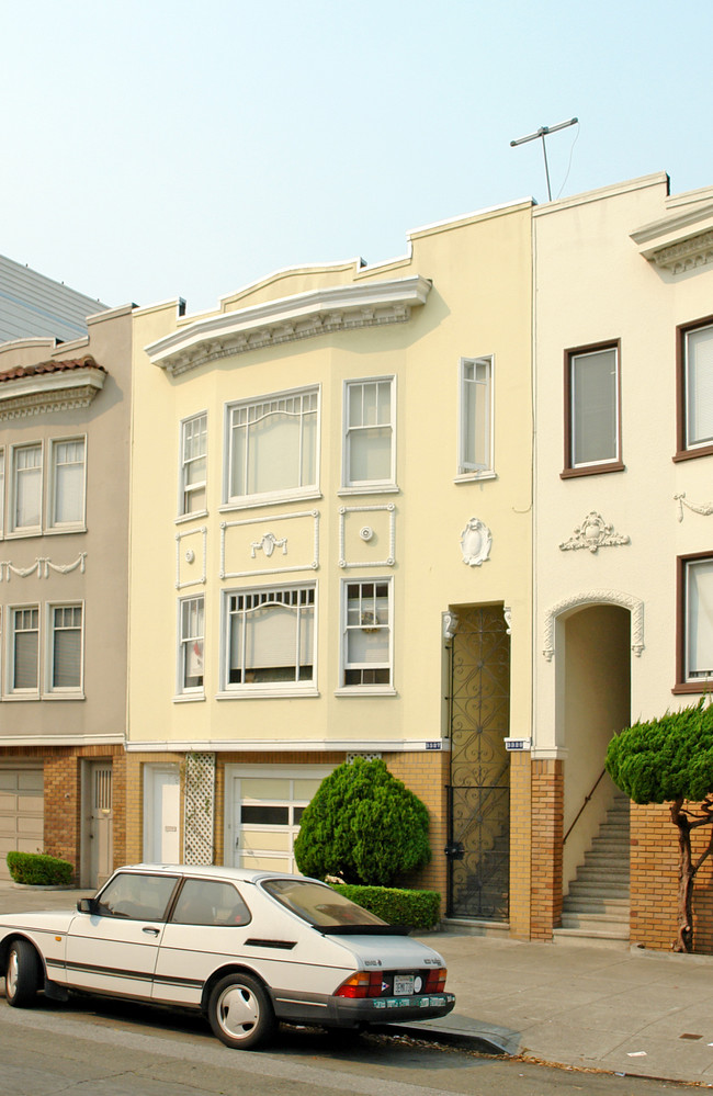 3327-3329 Scott St in San Francisco, CA - Building Photo - Building Photo