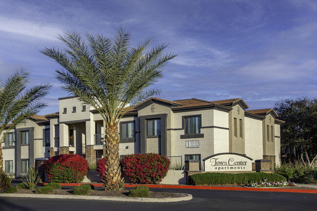 Town Center in Queen Creek, AZ - Foto de edificio - Building Photo