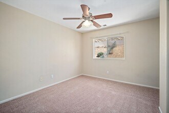 26426 Mare Ln in Moreno Valley, CA - Foto de edificio - Building Photo