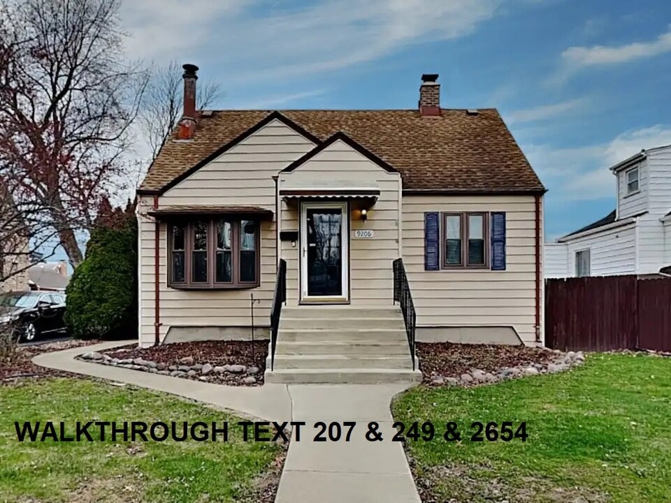 9100 S 50th Ave in Oak Lawn, IL - Building Photo