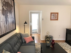 2635 5th St, Unit 3 in Santa Monica, CA - Building Photo - Building Photo