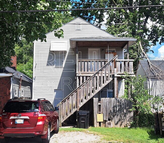 310 S 28th St in Louisville, KY - Building Photo - Building Photo