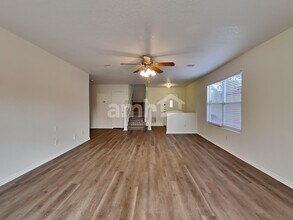 9966 Sungate Park in San Antonio, TX - Building Photo - Building Photo