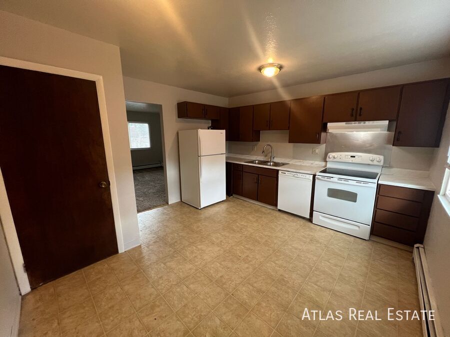 4206 Forest Hill Ct in Colorado Springs, CO - Building Photo