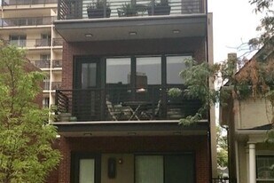 960 N Emerson St in Denver, CO - Building Photo