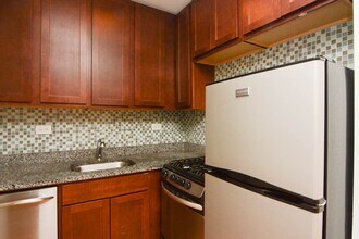 553 W Arlington in Chicago, IL - Building Photo - Building Photo