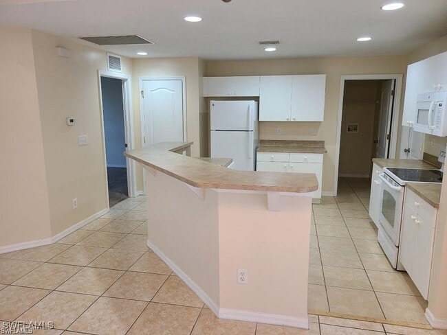 2030 Andalusia Blvd in Cape Coral, FL - Building Photo - Building Photo