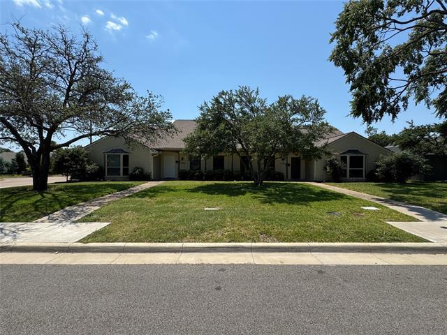property at 3786 Weeburn Dr