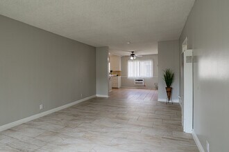 San Antonio Apartments in Ontario, CA - Foto de edificio - Interior Photo