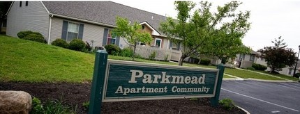 Parkmead Apartments in Grove City, OH - Building Photo - Building Photo