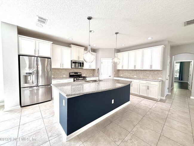 197 Spring Park Ave in Nocatee, FL - Building Photo - Building Photo