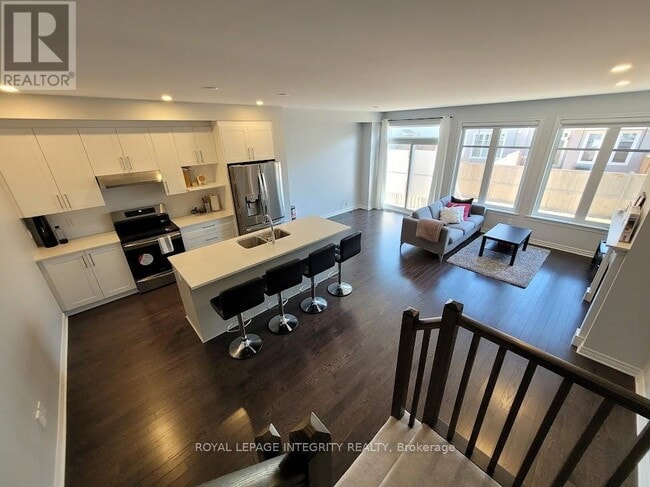 property at 699 Taliesin Cres