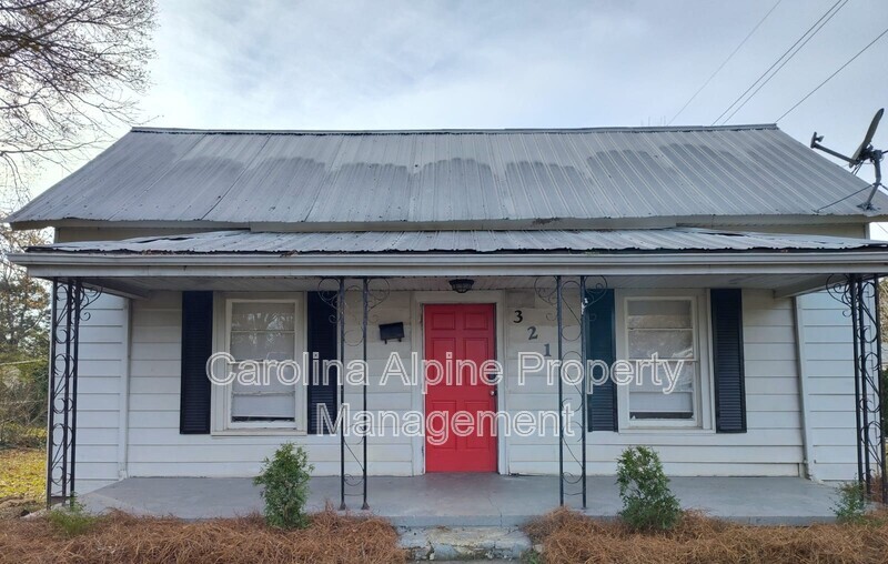 321 N Poplar St in Gastonia, NC - Building Photo