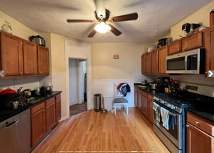 59 Cedar St in Cambridge, ON - Building Photo - Building Photo